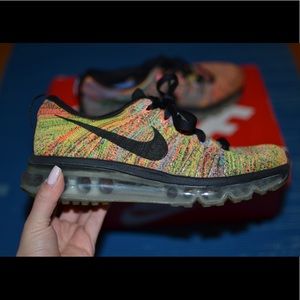 Women’s Flynit Nike sneakers